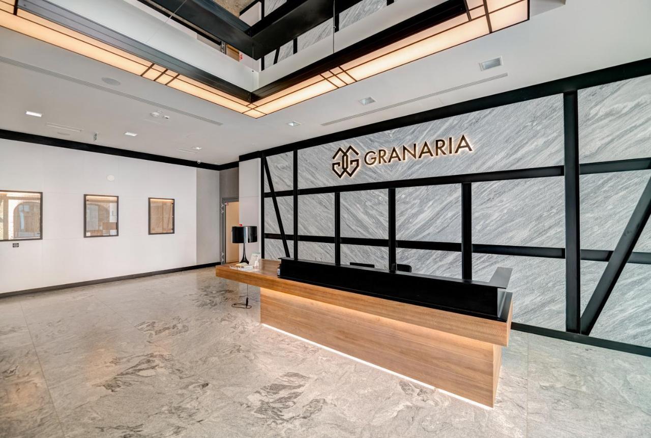 The Black Crane Apartment Gdansk Bagian luar foto