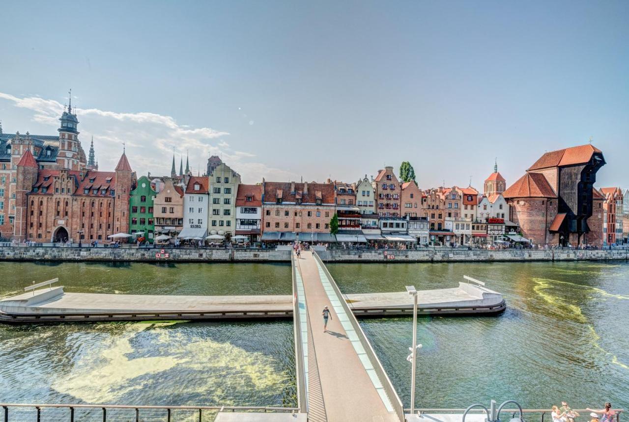 The Black Crane Apartment Gdansk Bagian luar foto