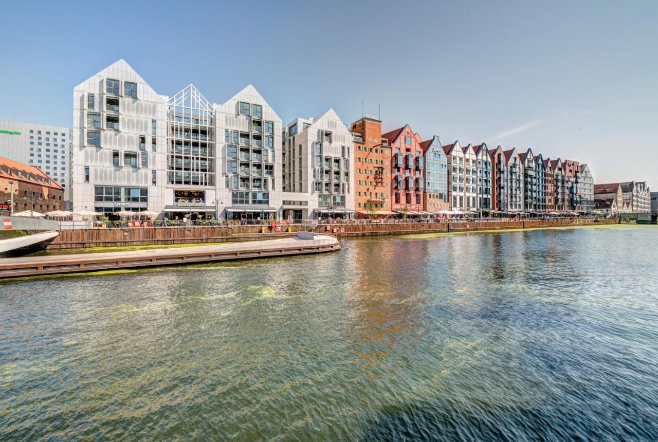 The Black Crane Apartment Gdansk Bagian luar foto
