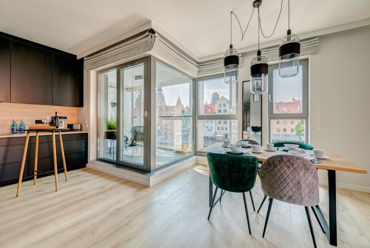 The Black Crane Apartment Gdansk Bagian luar foto